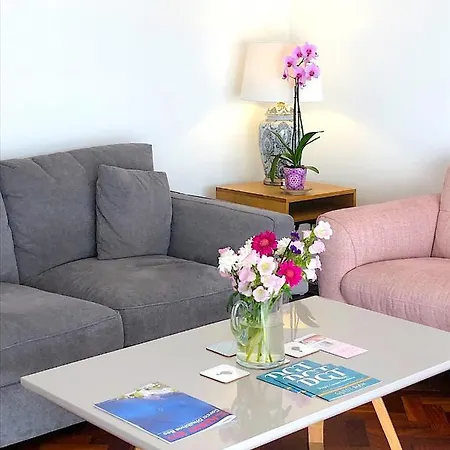 Garden Townhouse 5* Ντίνγκλε