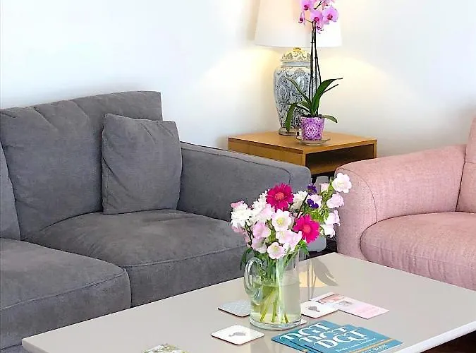 Garden Townhouse 5* 딩글